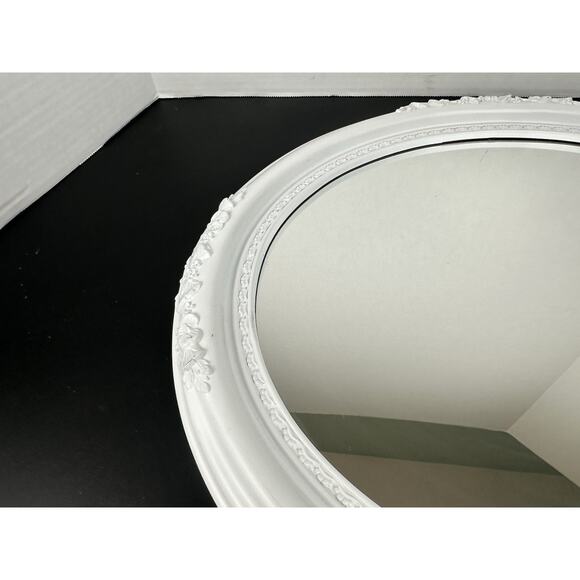 1960s Recessed Oval Framed Shabby Chic Oval Mirror Ornate White General - Picture 4 of 7